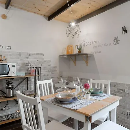 Casa Rebecca * ברינדיזי